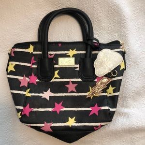 Betsey Johnson stars purse